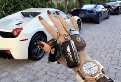 ​2019年温州富婆征婚，称结婚送宾利，网友说不敢娶，现在结婚了吗