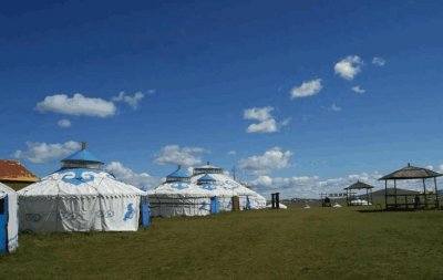 ​内蒙古人如何看待蒙古国人？当他们是远方亲戚，还是外国人？