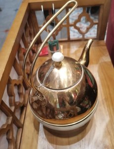 ​广式早茶：岭南地区的一种民间饮食风俗