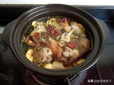 ​炖鸡汤的正确做法，一起来看一下吧。炖鸡汤