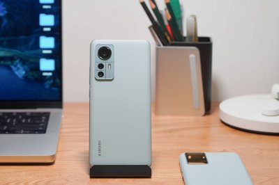 ​最值得入手的三款曲面屏手机 配置强悍性价比十足 曲面屏爱好者福音