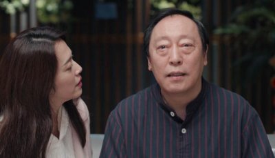 ​因《都挺好》爆红的倪大红，拥有让人羡慕的感情生活，妻子是她