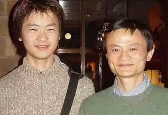 小马云儿子死了是真的吗（马云儿子马云坤病逝真相）