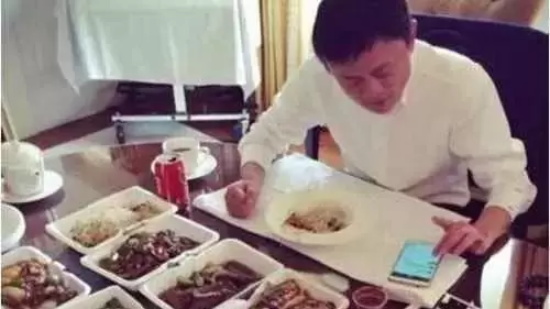 小马云儿子死了是真的吗（马云儿子马云坤病逝真相）