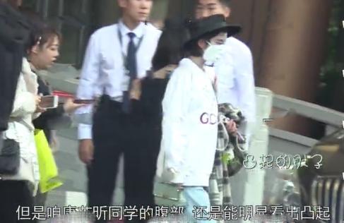 网曝唐艺昕生了？孩子性别被透露，此前早已肚大如箩有预兆