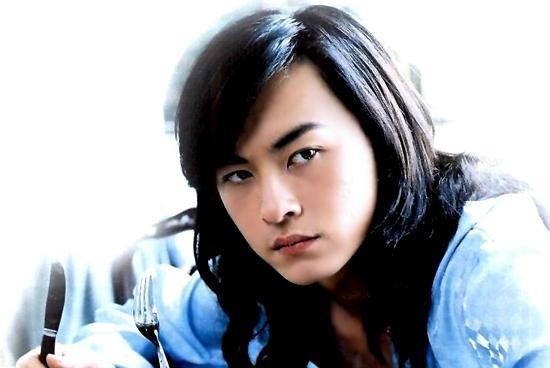 郑元畅服兵役（郑元畅这些年为何突然沉寂）