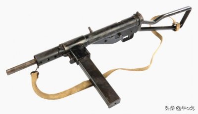 ​人民军队战斗历程中的两支铁把冲锋枪
