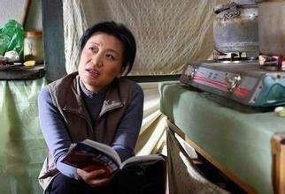 52岁小香玉近照曝光，曾是王为念前妻，二婚嫁生意人老公很幸福