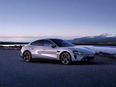 ​小米：SU7 Max续航达800km 充电5分钟能跑220km