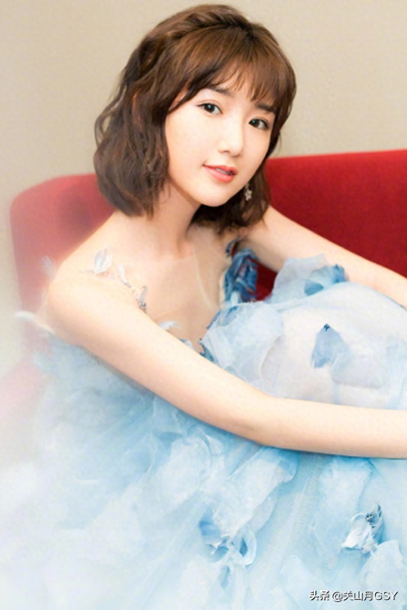 毛晓彤，《甄嬛传》中“瑛贵人”的扮演者，清纯秀丽、甜美可爱