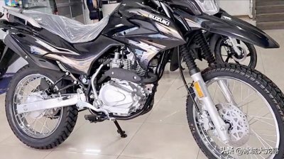 ​12800元！铃木DR150惊艳来袭，轻便易控，油耗仅2.2，续航500公里