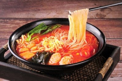 ​家常砂锅米线的做法，简单好学，不后悔