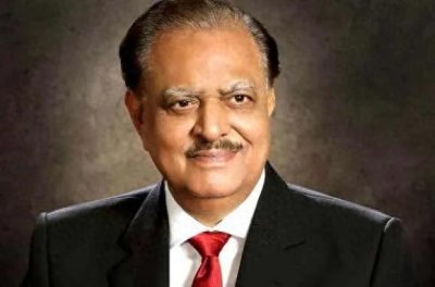 ​中巴友好的坚定守护者，巴基斯坦的传奇人物—马姆努恩·侯赛因