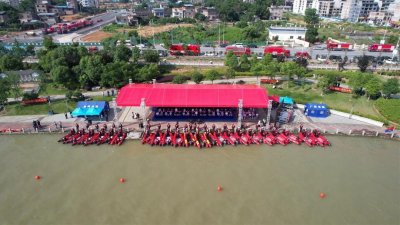 ​广西消防举行水域灾害事故救援跨区域实战演练