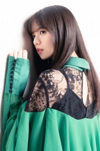 ​脸小好看只服斋藤飞鸟，微表情管理出神入化演绎喜怒哀乐毫不费力