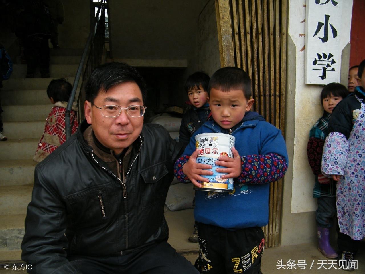 14张关于贫困孩子的照片让人看了落泪，援助之手温暖人心