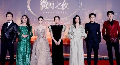 ​微博之夜太真实，关晓彤无镜头，王一博给肖战留面，李沁直接离场