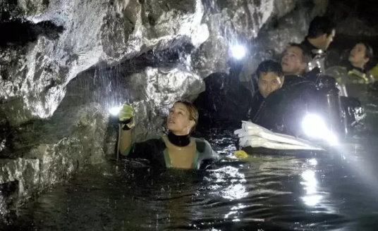 10部惊悚的深海恐惧电影 好看的惊悚深海电影推荐