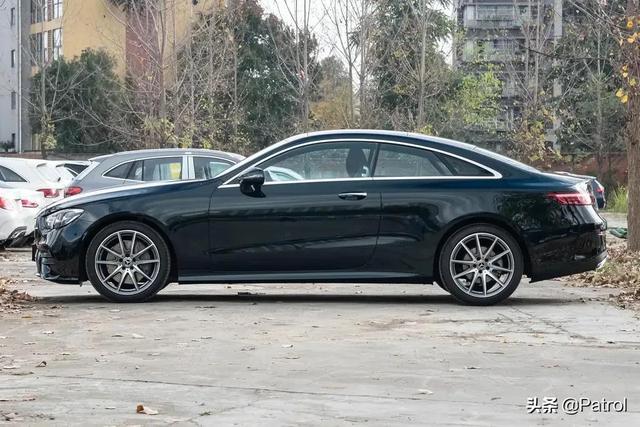 奔驰e级轿跑 coupe(最优雅的双门轿跑)(2)