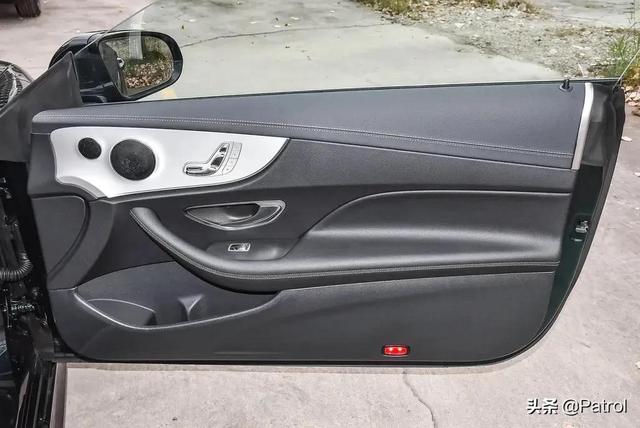 奔驰e级轿跑 coupe(最优雅的双门轿跑)(5)