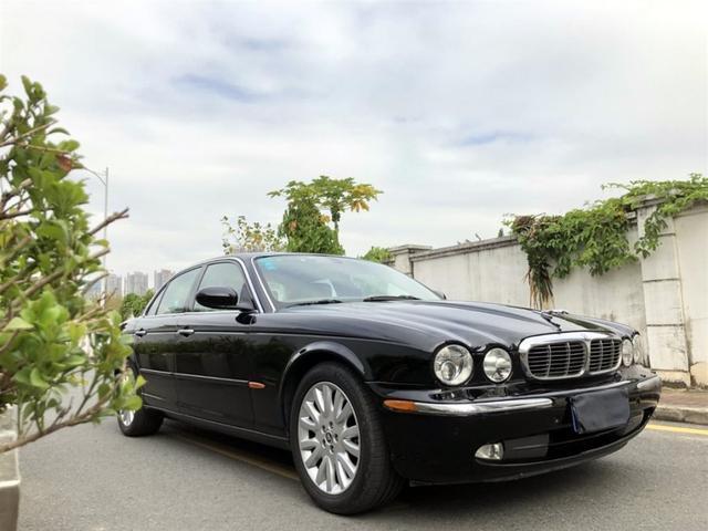 05年的老捷豹为什么还值30万?锦和汽车商业中心带你看二手捷豹XJ8-
