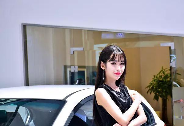 上海车展十大最惊艳车模合集(这是两地不同胆大的车模)(5)