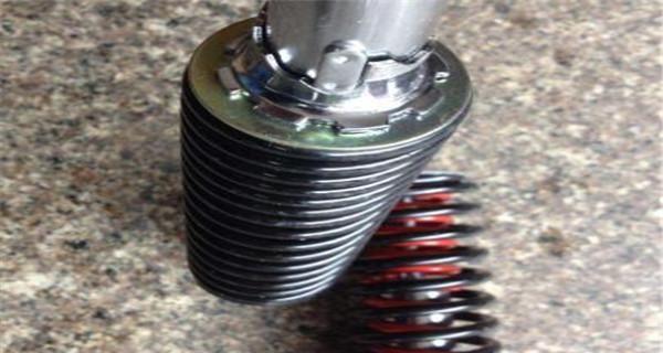 世界十大摩托车避震器排行榜!川南品牌上榜,你会选择哪个?-