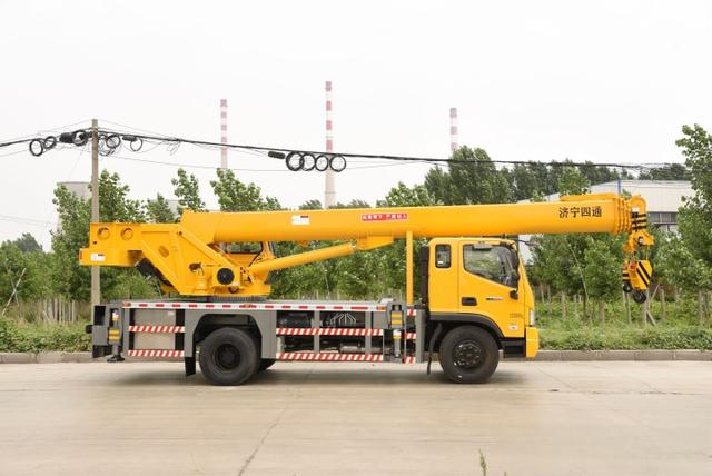 二手吊车转让处理网本地二手吊车交易二手蓝牌吊车价格5吨吊车价格二手随车吊-