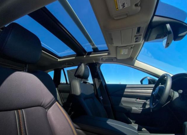 马自达“轻越野SUV”亮相，造型刚毅硬朗，或推出油电混动版本-