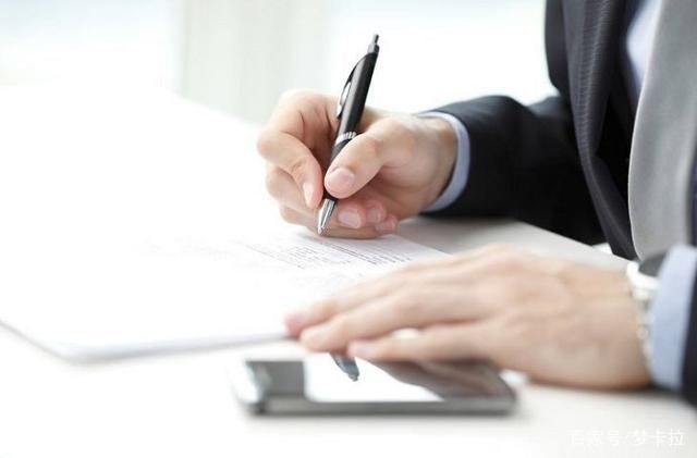 奔驰女车主谈百万代言纠纷，这一席话，让我无比认同-