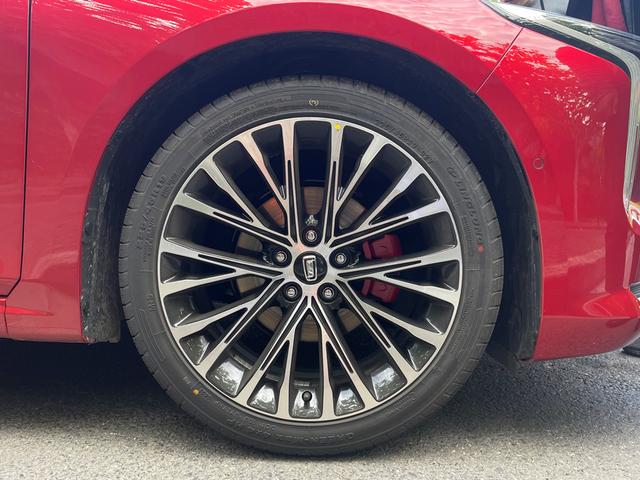 奔腾b70这车怎么样(评奔腾B702.0T动力充沛)(5)