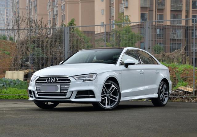 20万买什么车既有面子又实用(推荐5款豪华轿车)(4)