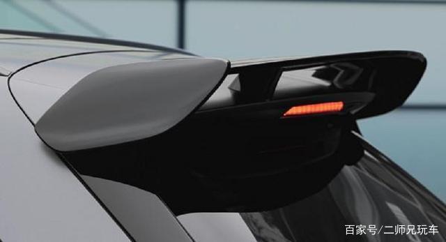 奔驰最美小钢炮，配上旗下最强四缸机，这简直是“无敌的存在”-