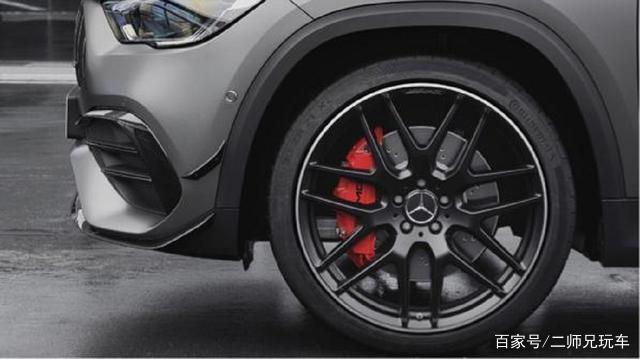 奔驰最美小钢炮，配上旗下最强四缸机，这简直是“无敌的存在”-