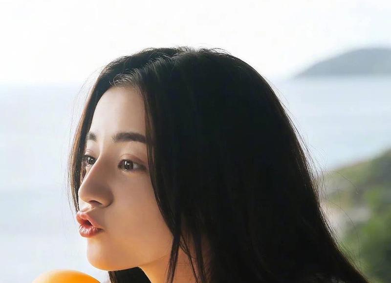 女生喜欢你的聊天暗示，这样的暗示很明显